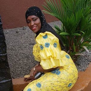 Meet your Posher, Massa